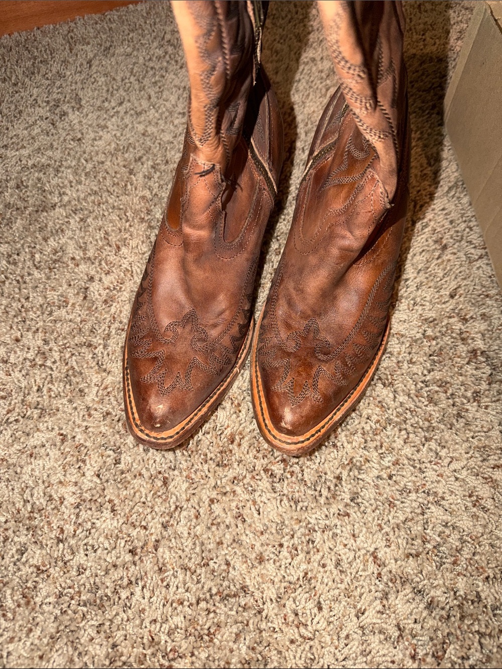 Coral, above the knee cowboy boots - Picture 4 of 9